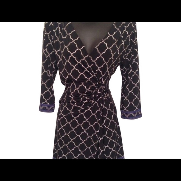 White House | Black Market V-Neck Tunic/Dress - Picture 2 of 8